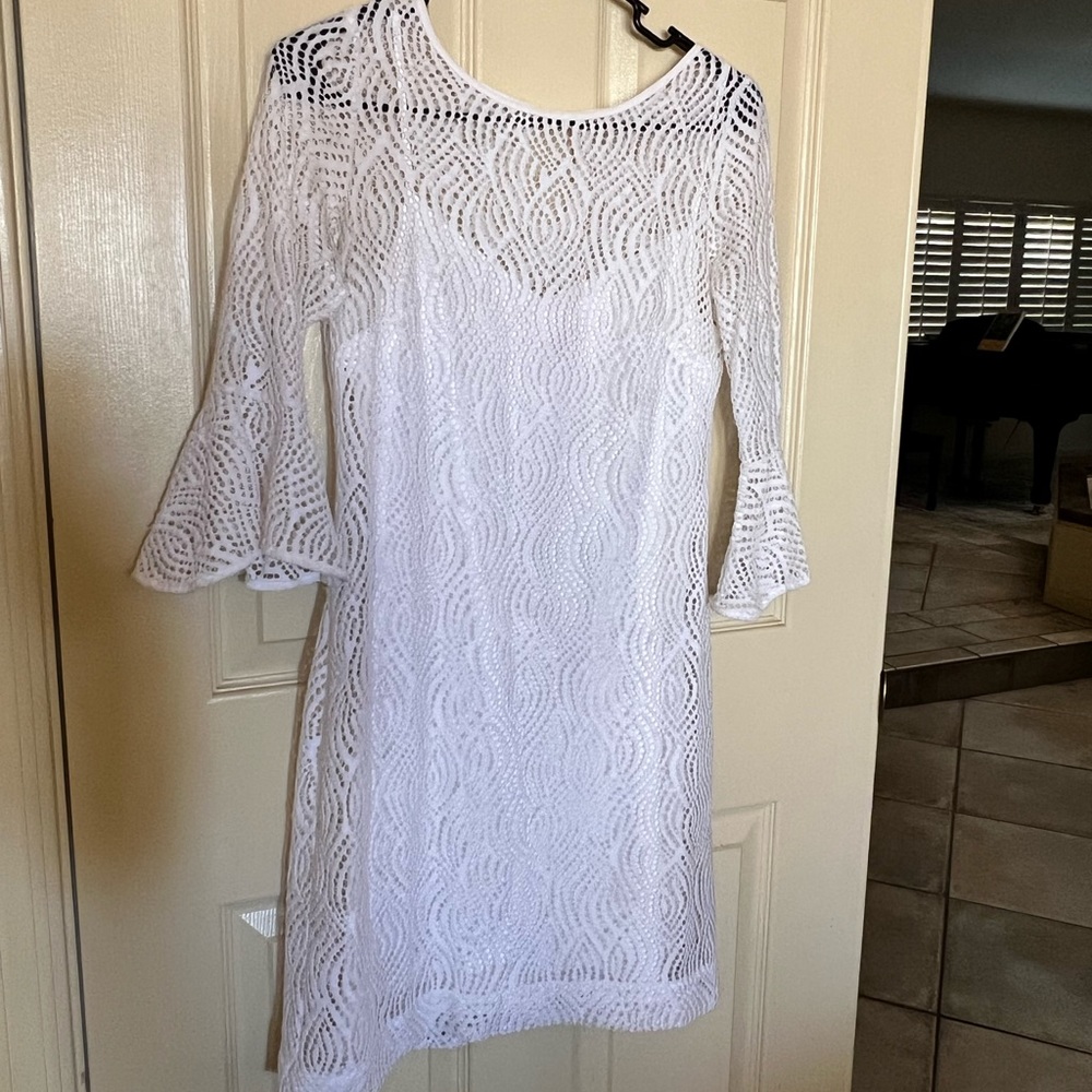🎉HP🎉{Lilly Pulitzer} White lacy dress